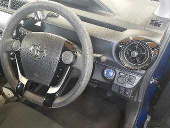 TOYOTA AQUA 2019 Image 9