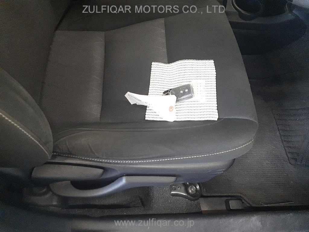 TOYOTA AQUA 2019 Image 10