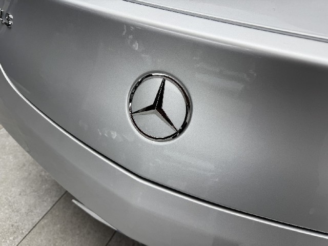 MERCEDES BENZ SLS AMG 2010 Image 30