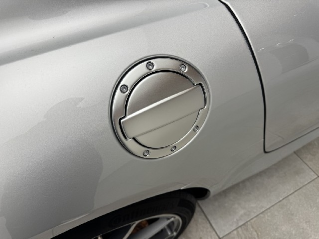 MERCEDES BENZ SLS AMG 2010 Image 32