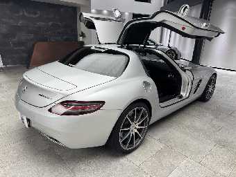 MERCEDES BENZ SLS AMG 2010 Image 5