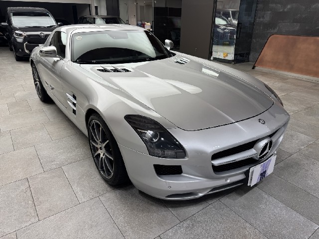 MERCEDES BENZ SLS AMG 2010 Image 41