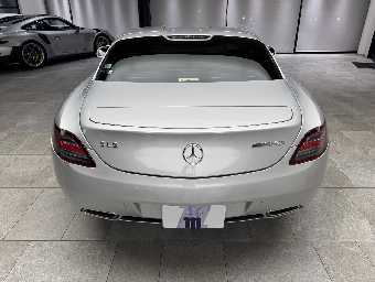 MERCEDES BENZ SLS AMG 2010 Image 38