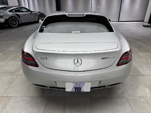 MERCEDES BENZ SLS AMG 2010 Image 44