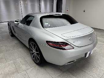 MERCEDES BENZ SLS AMG 2010 Image 39