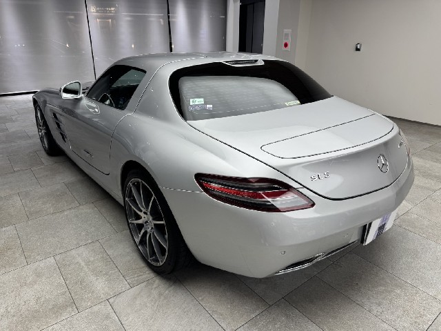 MERCEDES BENZ SLS AMG 2010 Image 45