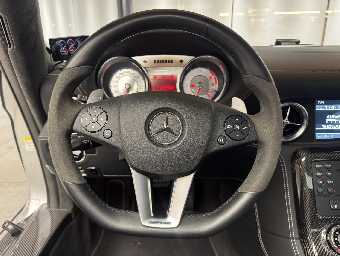 MERCEDES BENZ SLS AMG 2010 Image 43