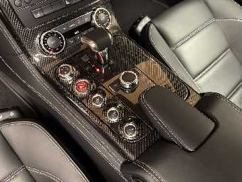 MERCEDES BENZ SLS AMG 2010 Image 47