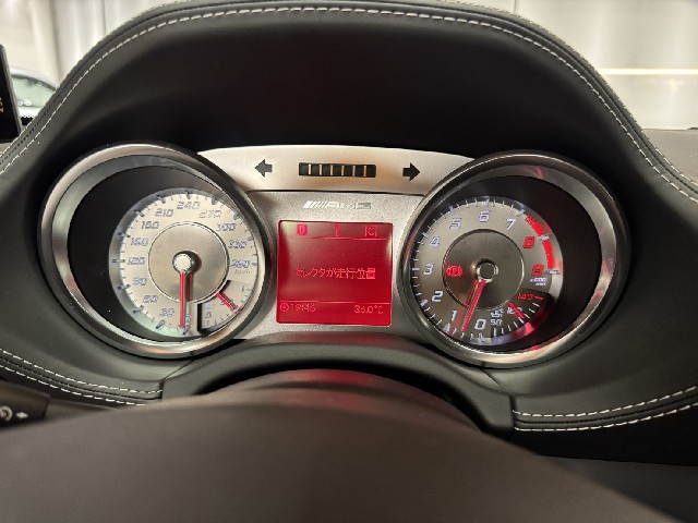 MERCEDES BENZ SLS AMG 2010 Image 54