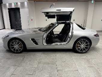 MERCEDES BENZ SLS AMG 2010 Image 8