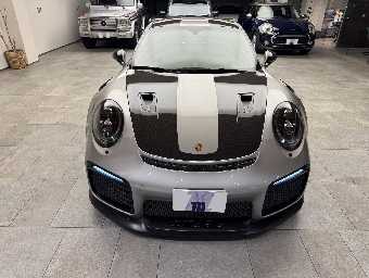 PORSCHE 911 2019 Image 2