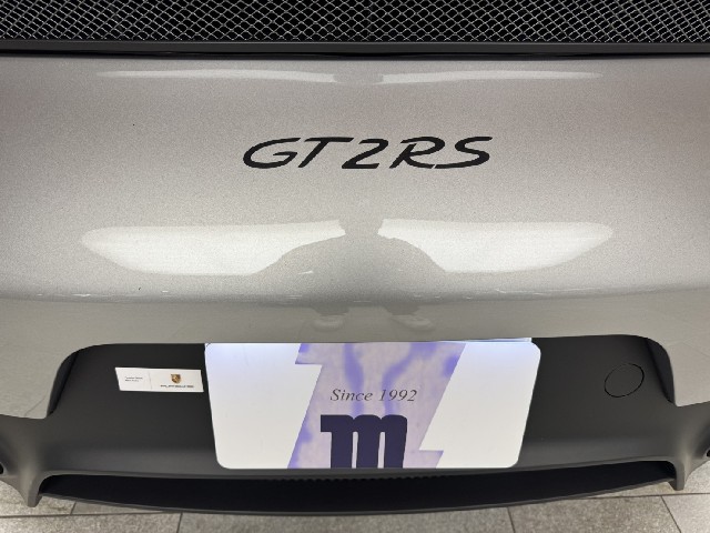 PORSCHE 911 2019 Image 31