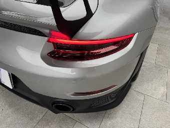 PORSCHE 911 2019 Image 26