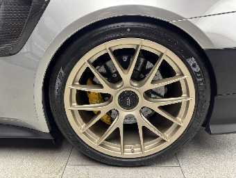 PORSCHE 911 2019 Image 31