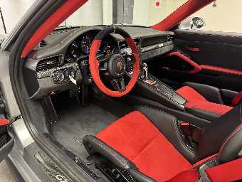 PORSCHE 911 2019 Image 9