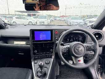 TOYOTA GR YARIS 2024 Image 8