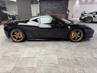 FERRARI 458 ITALIA 2013 Image 4