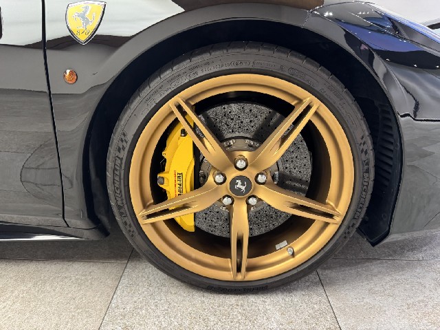FERRARI 458 ITALIA 2013 Image 35
