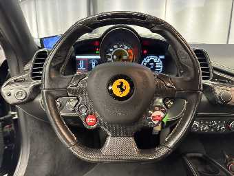 FERRARI 458 ITALIA 2013 Image 35
