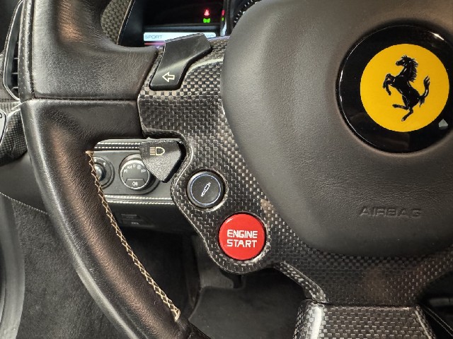 FERRARI 458 ITALIA 2013 Image 42