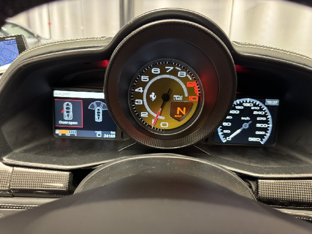 FERRARI 458 ITALIA 2013 Image 47