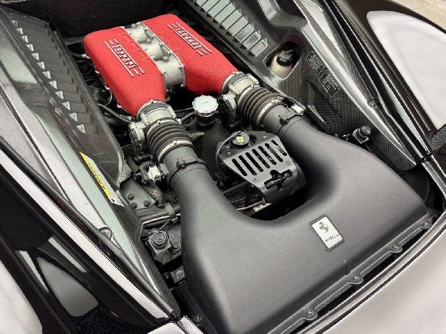 FERRARI 458 ITALIA 2013 Image 50