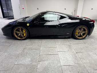 FERRARI 458 ITALIA 2013 Image 8