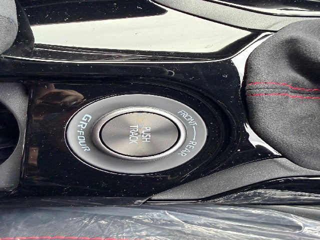 TOYOTA GR COROLLA 2023 Image 27