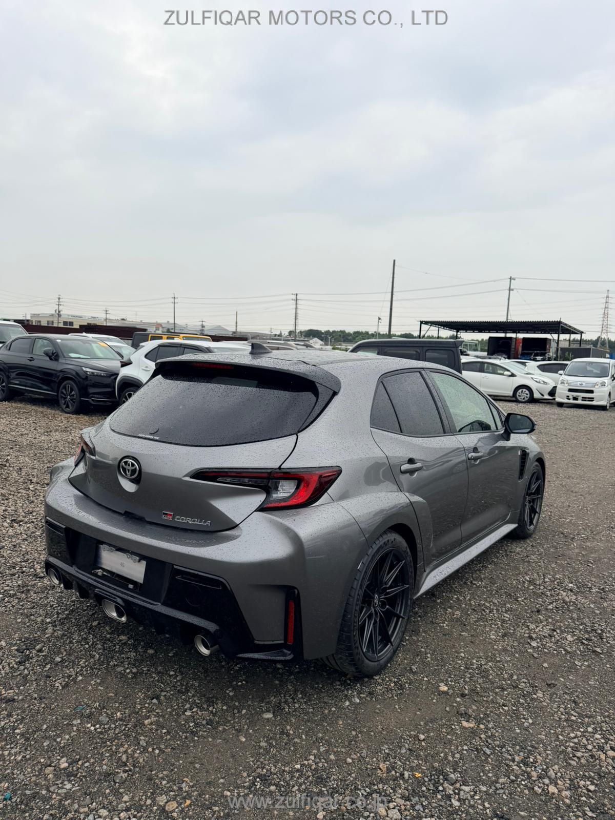 TOYOTA GR COROLLA 2023 Image 8