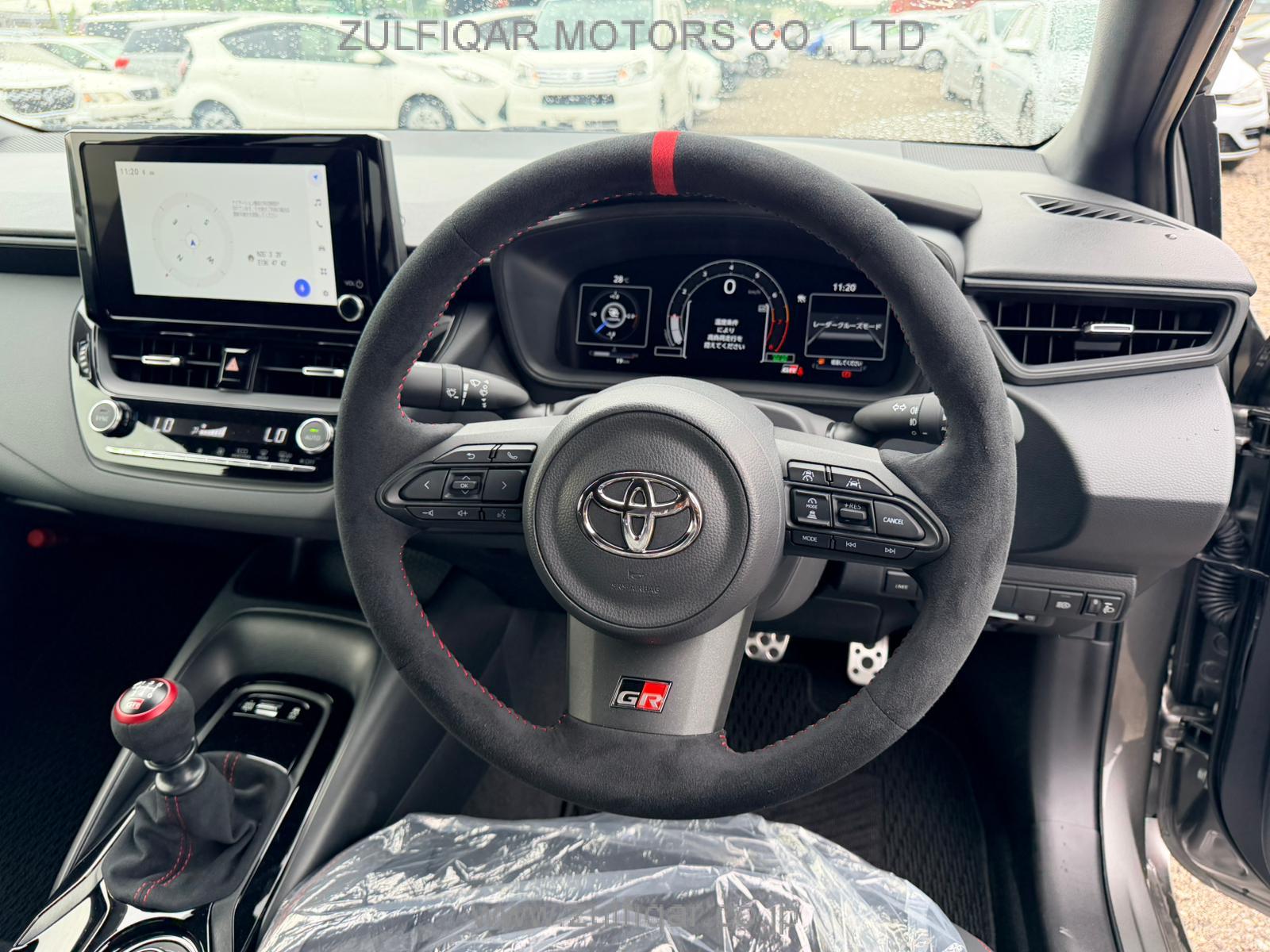 TOYOTA GR COROLLA 2023 Image 10