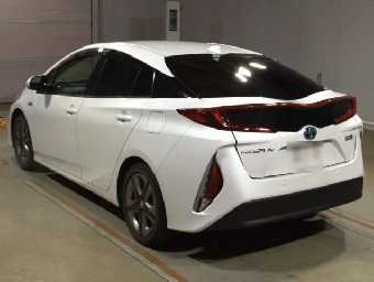 TOYOTA PRIUS PHV 2021 Image 4