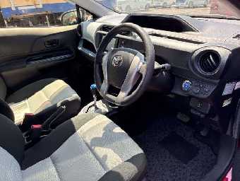TOYOTA AQUA 2014 Image 5