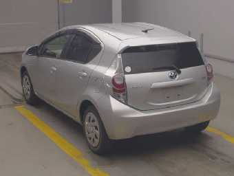 TOYOTA AQUA 2014 Image 4