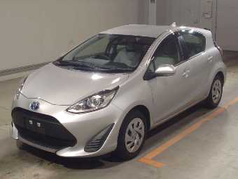 TOYOTA AQUA 2021 Image 1