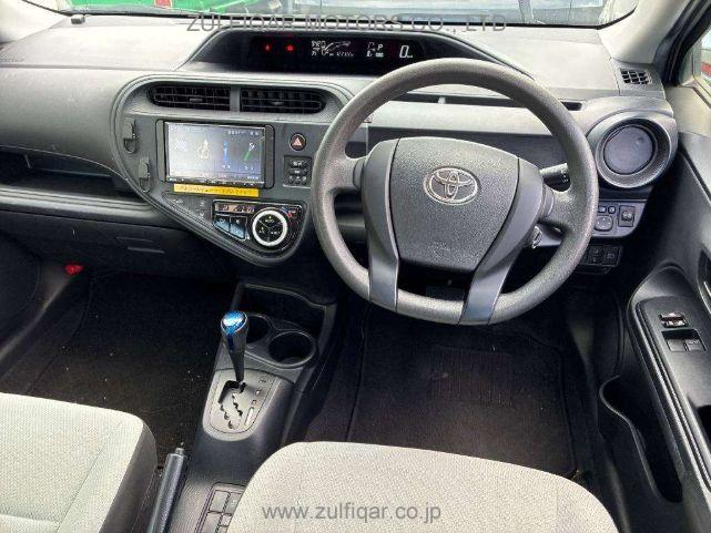 TOYOTA AQUA 2021 Image 6