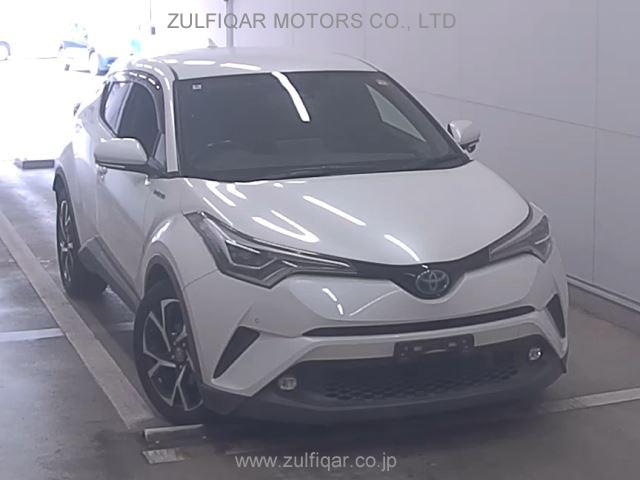TOYOTA C-HR 2018 Image 2