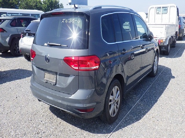 VOLKSWAGEN GOLF TOURAN 2021 Image 30