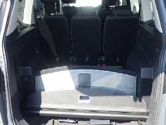 VOLKSWAGEN GOLF TOURAN 2021 Image 12