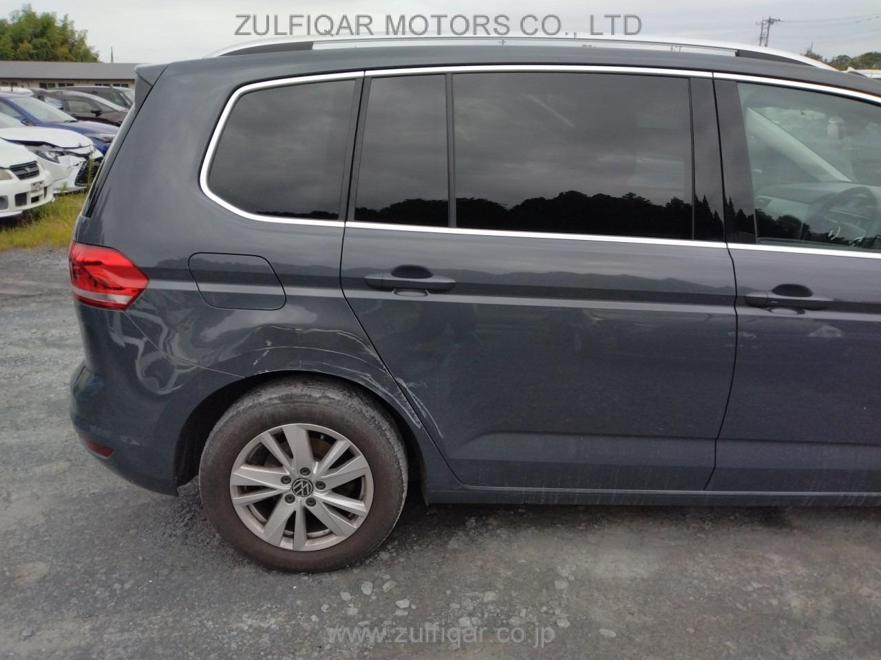 VOLKSWAGEN GOLF TOURAN 2021 Image 6