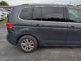 VOLKSWAGEN GOLF TOURAN 2021 Image 6