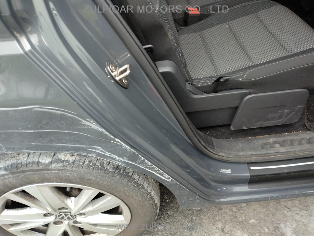 VOLKSWAGEN GOLF TOURAN 2021 Image 8