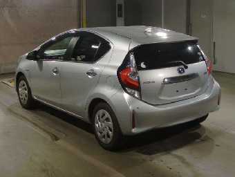 TOYOTA AQUA 2019 Image 4