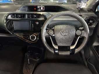 TOYOTA AQUA 2019 Image 6