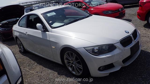 BMW 3 SERIES 2011 Image 2