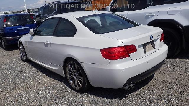 BMW 3 SERIES 2011 Image 3