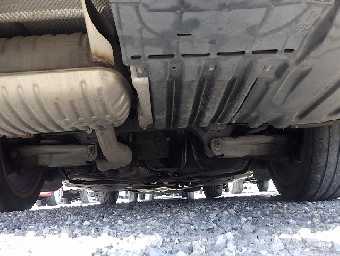 BMW 3 SERIES 2011 Image 17
