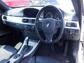 BMW 3 SERIES 2011 Image 6