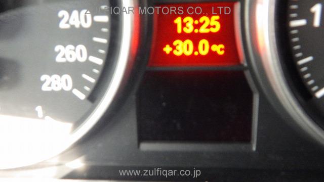 BMW 3 SERIES 2011 Image 8