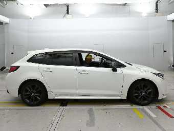 TOYOTA COROLLA TOURING 2021 Image 3