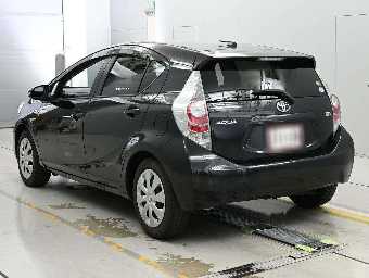 TOYOTA AQUA 2014 Image 6